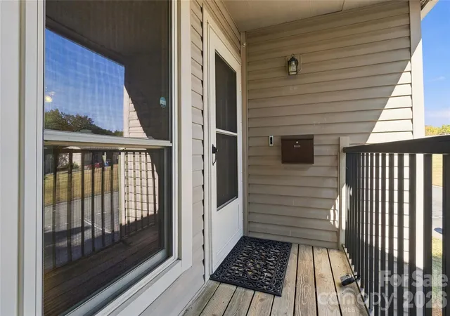 Photo 4 of Condo for sale at 11080 Cedar View Rd, Charlotte, NC 28226 | MLS# 4436922 | Listing updated on 2026-10-26