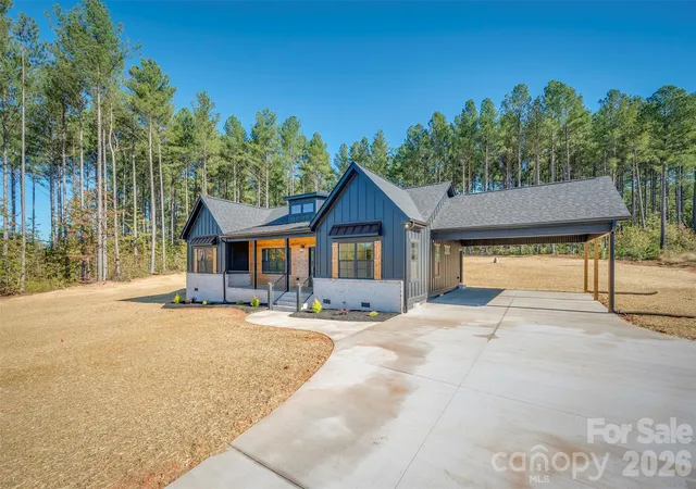 Photo 2 of Single family home for sale at 1822 Piney Mountain Church Rd, Bostic, NC 28018 | MLS# 4436924 | Listing updated on 2026-10-23