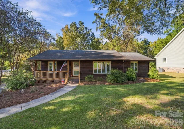 Photo 1 of Single family home for sale at 200 Education Ln, York, SC 29745 | MLS# 4436959 | Listing updated on 2026-10-24