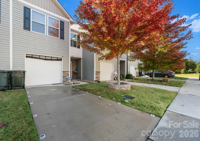 Photo 2 of Townhouse for sale at 1469 Cypress Loop, Newton, NC 28658 | MLS# 4436982 | Listing updated on 2026-10-27