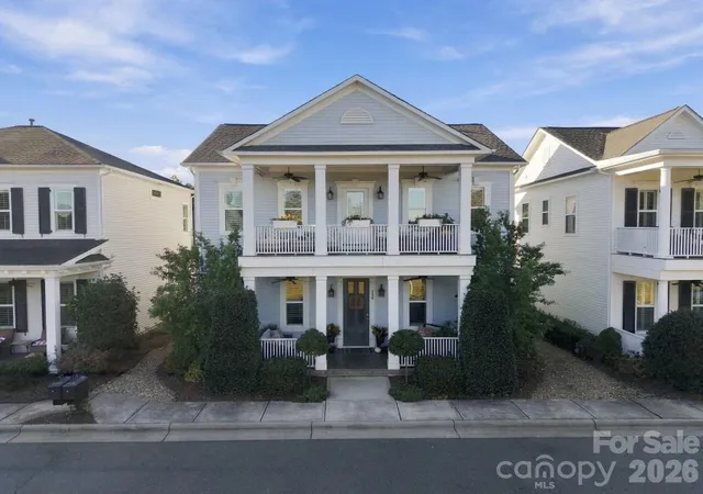 Single family home for sale at 720 Loretto Ln, Fort Mill, SC 29715 | MLS# 4436991
