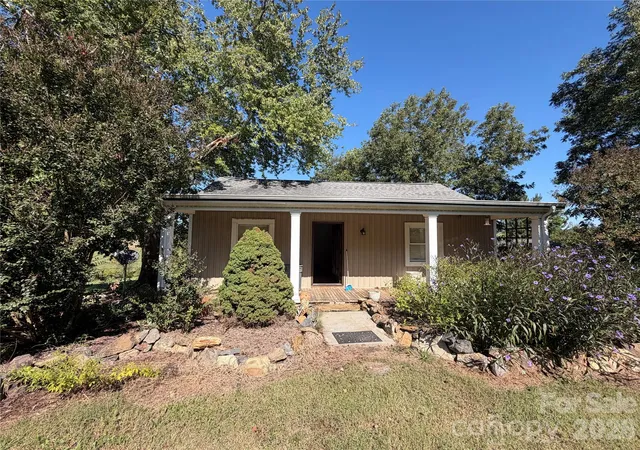 Photo 1 of Single family home for sale at 1655 Bill Curlee Rd, Polkton, NC 28135 | MLS# 4436994 | Listing updated on 2026-10-27