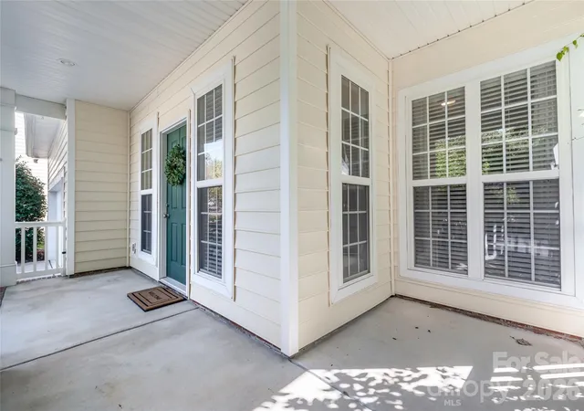 Photo 2 of Single family home for sale at 2208 Henery Tuckers Ct, Charlotte, NC 28270 | MLS# 4437020 | Listing updated on 2026-10-26