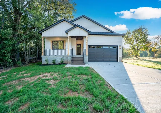 Photo 1 of Single family home for sale at 1410 Modena St, Gastonia, NC 28054 | MLS# 4437023 | Listing updated on 2026-10-23