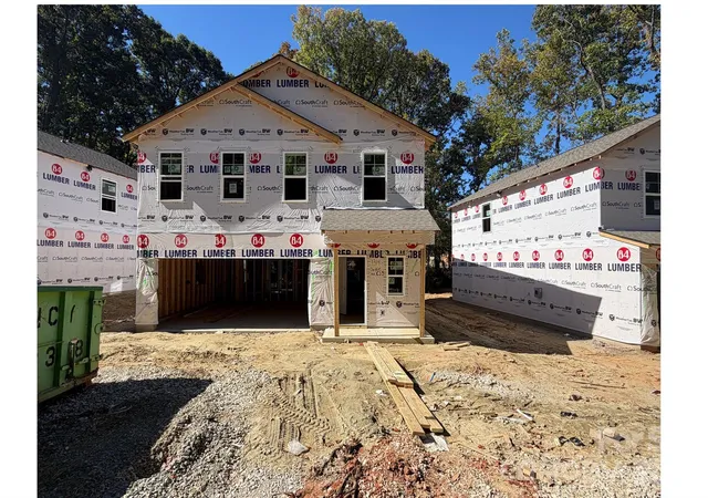 Photo 4 of Single family home for sale at 1314 Cheshire Ave, Charlotte, NC 28208 | MLS# 4437045 | Listing updated on 2026-10-27