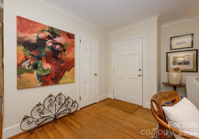 Photo 2 of Sale Pending at 3833 Sulkirk Rd, Charlotte, NC 28210 | MLS# 4437046 | Listing updated on 2026-10-27