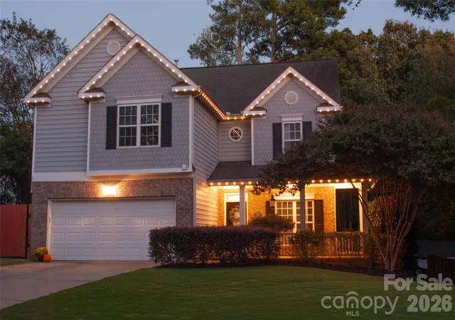 Photo 1 of Single family home for sale at 4104 Bamborough Dr, Fort Mill, SC 29715 | MLS# 4437078 | Listing updated on 2026-10-24