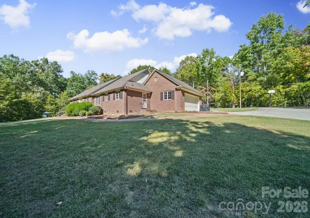 Photo 3 of Single family home for sale at 1500 Lee Lynn Rd, Albemarle, NC 28001 | MLS# 4437081 | Listing updated on 2026-10-28