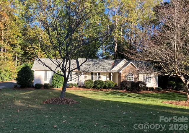 Photo 1 of Single family home for sale at 341 S Main St, New London, NC 28127 | MLS# 4437086 | Listing updated on 2026-10-23
