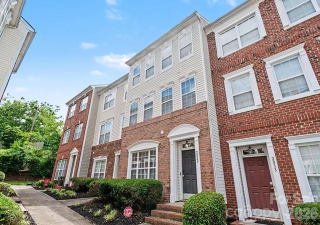 Photo 3 of Townhouse for sale at 2029 Kegsworth Dr, Charlotte, NC 28273 | MLS# 4437095 | Listing updated on 2026-10-26