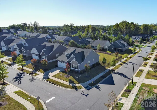 Photo 2 of Single family home for sale at 5091 Summer Surprise Ln, Charlotte, NC 28215 | MLS# 4437130 | Listing updated on 2026-10-28