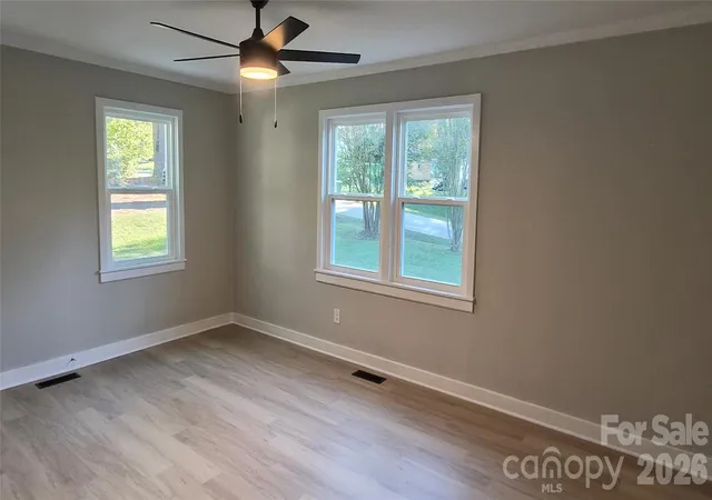 Photo 3 of Single family home for sale at 1569 Converse St, Lancaster, SC 29720 | MLS# 4437147 | Listing updated on 2026-10-25