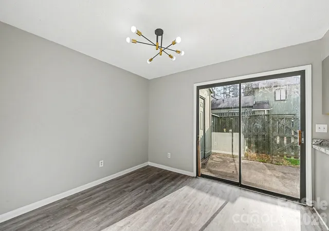 Photo 2 of Townhouse for sale at 6134 Bent Tree Ct, Charlotte, NC 28212 | MLS# 4437148 | Listing updated on 2026-10-28