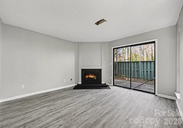Photo 4 of Townhouse for sale at 6134 Bent Tree Ct, Charlotte, NC 28212 | MLS# 4437148 | Listing updated on 2026-10-28