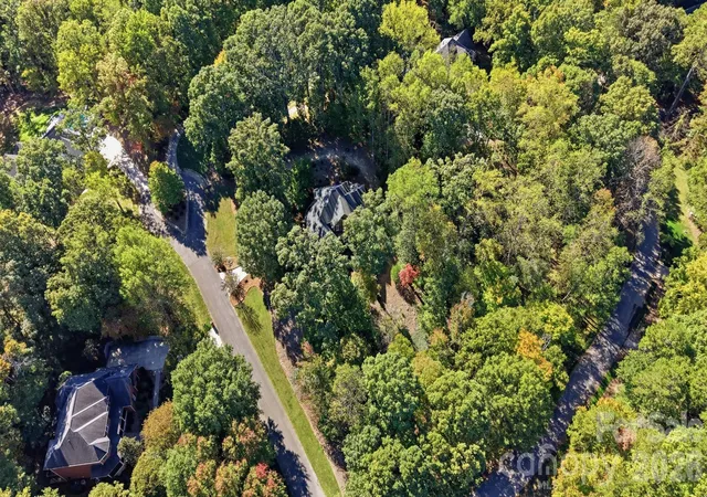 Photo 3 of Single family home for sale at 8305 Lake Providence Dr, Matthews, NC 28104 | MLS# 4437184 | Listing updated on 2026-10-28