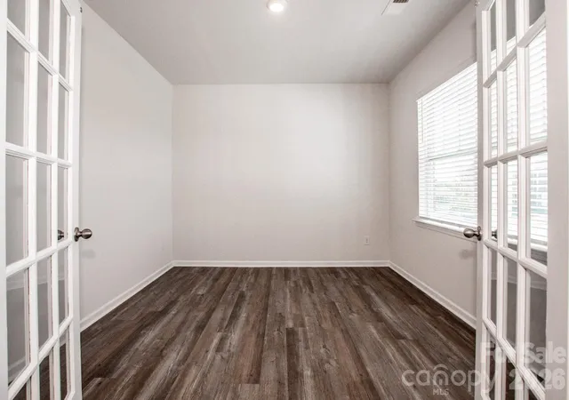 Photo 4 of Single family home for sale at 173 Calvin Crk Dr, Troutman, NC 28166 | MLS# 4437197 | Listing updated on 2026-10-29
