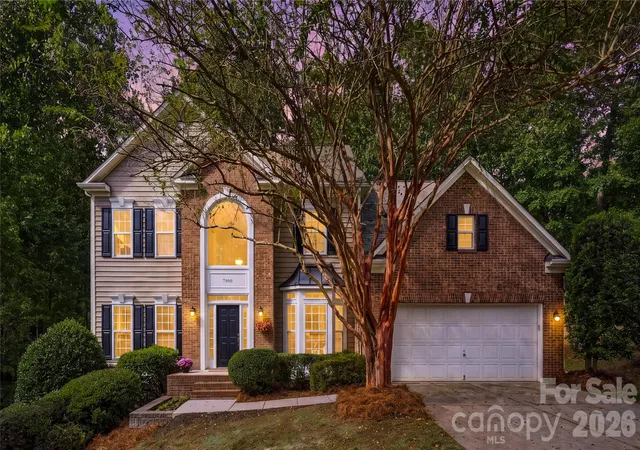 Photo 1 of Single family home for sale at 7900 Wilby Holw Dr, Charlotte, NC 28270 | MLS# 4437204 | Listing updated on 2026-10-23