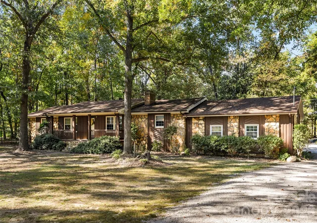 Photo 1 of Single family home for sale at 2415 Hargette Rd, Monroe, NC 28112 | MLS# 4437218 | Listing updated on 2026-10-29