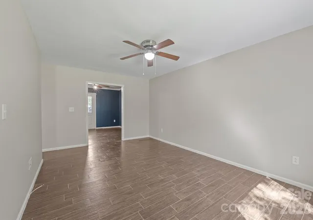 Photo 3 of Townhouse for sale at 731 10th Avenue NE, Hickory, NC 28601 | MLS# 4437220 | Listing updated on 2026-10-26