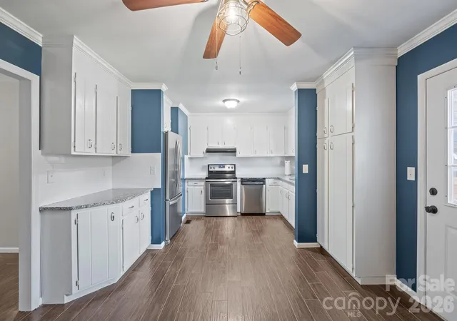 Photo 4 of Townhouse for sale at 731 10th Avenue NE, Hickory, NC 28601 | MLS# 4437220 | Listing updated on 2026-10-26