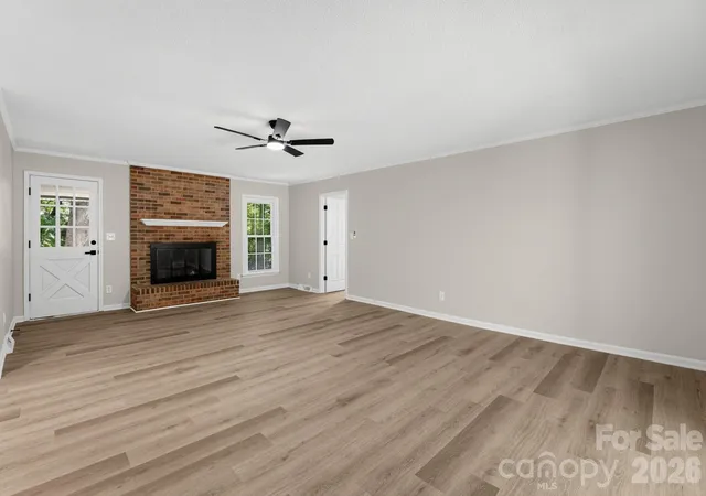 Photo 4 of Single family home for sale at 4820 Golfview Ct, Mint Hill, NC 28227 | MLS# 4437226 | Listing updated on 2026-10-27