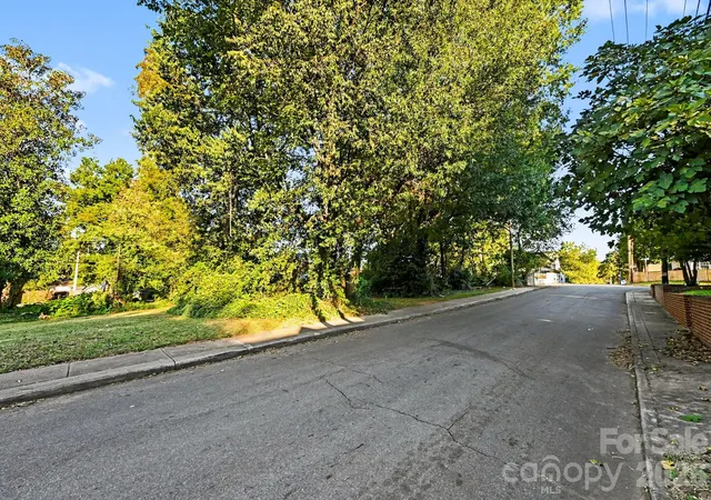 Land for sale at 215 Solomon St, Charlotte, NC 28216 | MLS# 4437231