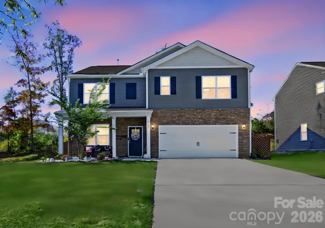Single family home for sale at 37 Caitlin Hts Ct, Fletcher, NC 28732 | MLS# 4437235
