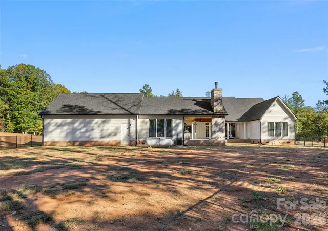 Photo 3 of Single family home for sale at 2137 Overbrook Way, Kershaw, SC 29067 | MLS# 4437244 | Listing updated on 2026-10-28
