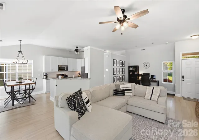 Photo 4 of Sale Pending at 9301 Lindahi Ln, Charlotte, NC 28277 | MLS# 4437252 | Listing updated on 2026-10-26