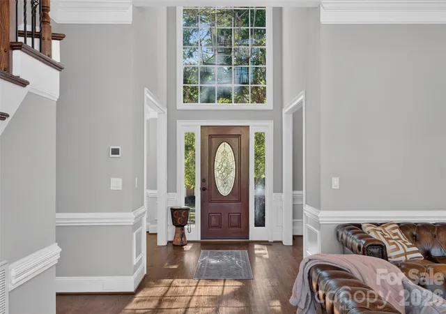 Photo 4 of Single family home for sale at 10520 Old Wayside Rd, Charlotte, NC 28277 | MLS# 4437260 | Listing updated on 2026-10-27