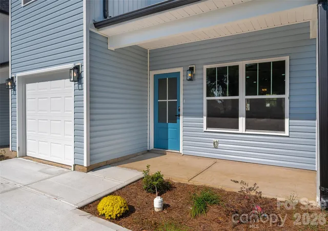 Photo 3 of Multi family home for sale at 302 & 304 Sycamore Ave Sw, Concord, NC 28025 | MLS# 4437264 | Listing updated on 2026-10-24