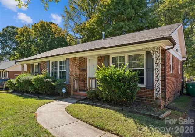 Photo 1 of Single family home for sale at 4201 Westridge Dr, Charlotte, NC 28208 | MLS# 4437270 | Listing updated on 2026-10-26