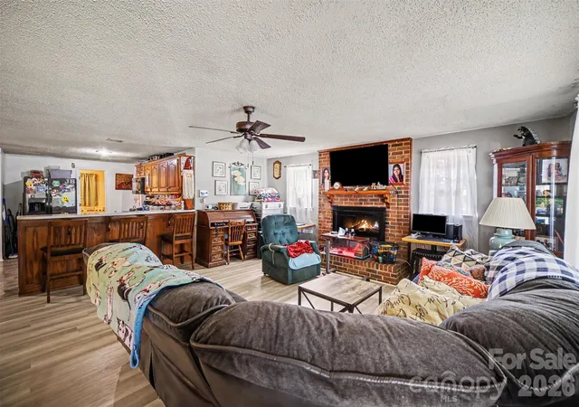 Photo 2 of Single family home for sale at 206 Ferstl Ave, Belmont, NC 28012 | MLS# 4437282 | Listing updated on 2026-10-29