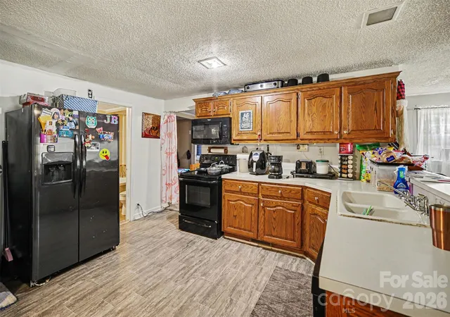 Photo 3 of Single family home for sale at 206 Ferstl Ave, Belmont, NC 28012 | MLS# 4437282 | Listing updated on 2026-10-29
