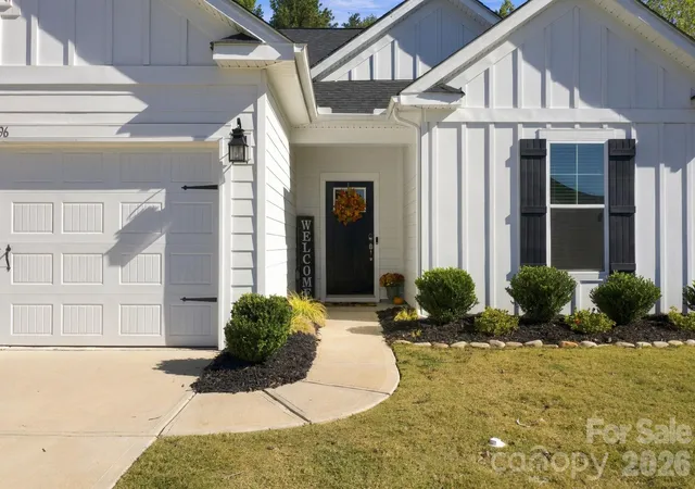 Photo 3 of Single family home for sale at 8196 Mccormick St, Terrell, NC 28682 | MLS# 4437286 | Listing updated on 2026-10-29