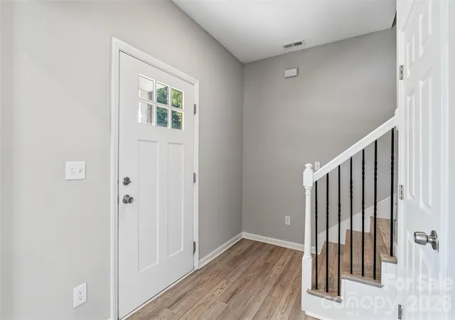 Photo 3 of Single family home for sale at 1648 Main St W, Rock Hill, SC 29732 | MLS# 4437306 | Listing updated on 2026-10-26