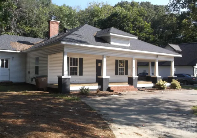 Photo 1 of Sale Pending at 511 E Union St, Marshville, NC 28103 | MLS# 4437312 | Listing updated on 2026-10-28