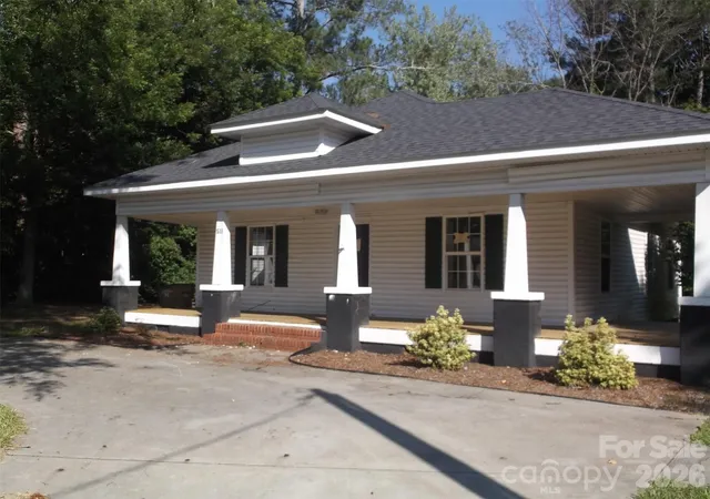 Photo 2 of Sale Pending at 511 E Union St, Marshville, NC 28103 | MLS# 4437312 | Listing updated on 2026-10-28
