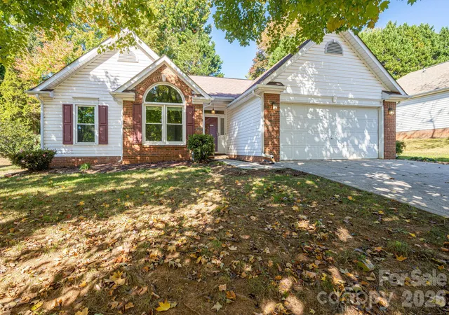 Photo 4 of Single family home for sale at 137 Citation Dr, Mooresville, NC 28117 | MLS# 4437338 | Listing updated on 2026-10-30