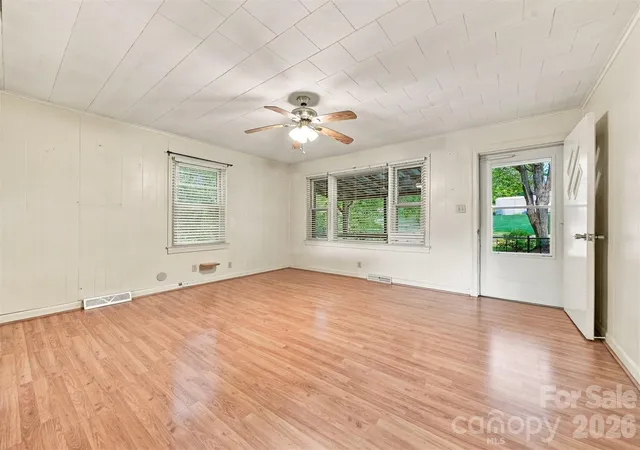 Photo 3 of Single family home for sale at 2438 Watts St, Morganton, NC 28655 | MLS# 4437350 | Listing updated on 2026-10-28