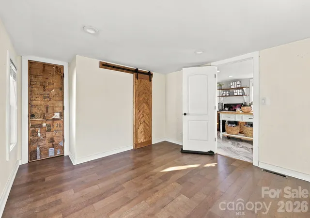 Photo 3 of Single family home for sale at 938 N Main St, Canton, NC 28716 | MLS# 4437360 | Listing updated on 2026-10-29