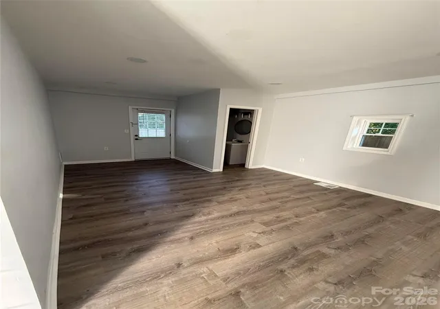 Photo 3 of Single family home for sale at 214 E Springs St, Lancaster, SC 29720 | MLS# 4437369 | Listing updated on 2026-10-27