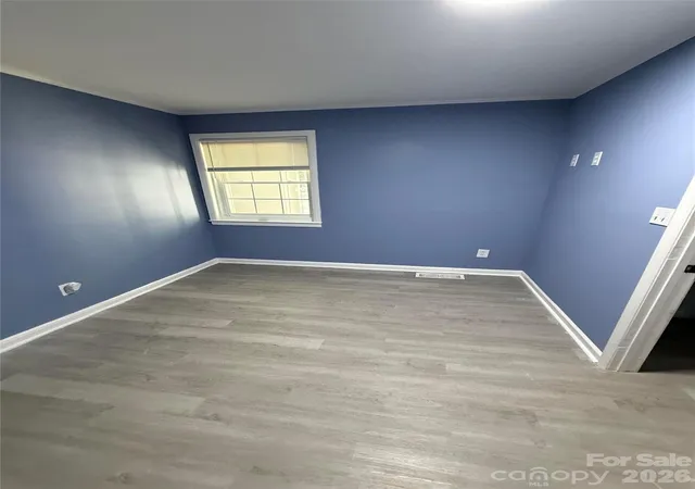 Photo 4 of Single family home for sale at 214 E Springs St, Lancaster, SC 29720 | MLS# 4437369 | Listing updated on 2026-10-27