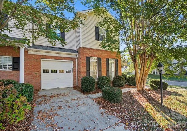 Photo 2 of Townhouse for sale at 5349 Johnston Ml Cor, Charlotte, NC 28269 | MLS# 4437406 | Listing updated on 2026-10-27