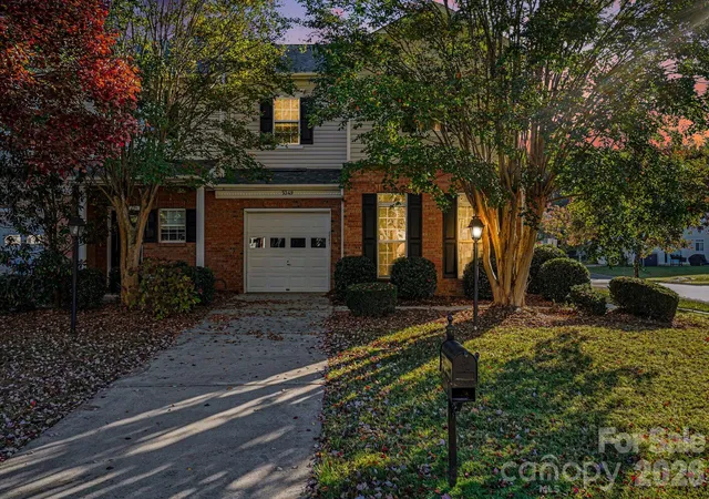 Photo 3 of Townhouse for sale at 5349 Johnston Ml Cor, Charlotte, NC 28269 | MLS# 4437406 | Listing updated on 2026-10-27
