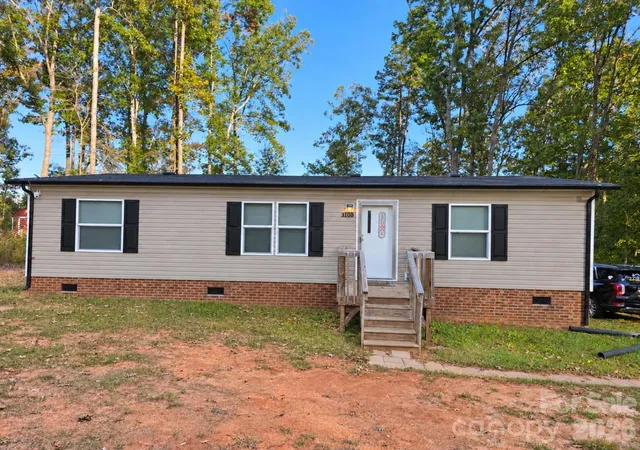 Photo 1 of Single family home for sale at 3080 Medicine Bow, Claremont, NC 28610 | MLS# 4437415 | Listing updated on 2026-10-27
