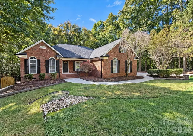 Photo 1 of Single family home for sale at 11113 Asbury Chapel Rd, Huntersville, NC 28078 | MLS# 4437416 | Listing updated on 2026-10-27