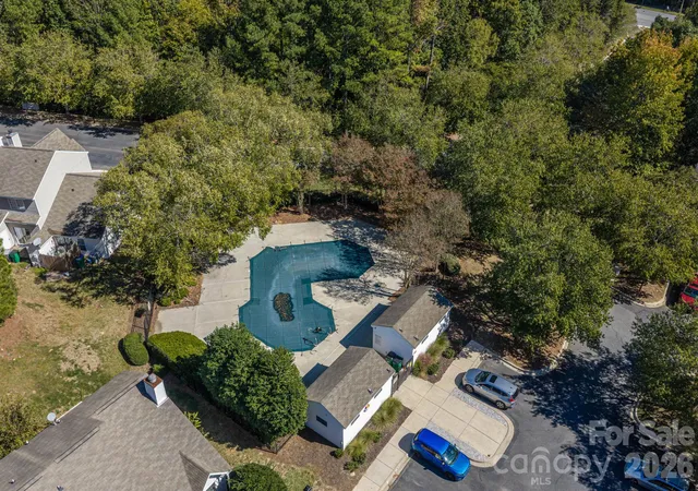 Photo 2 of Townhouse for sale at 3250 Summercroft Loop, Charlotte, NC 28269 | MLS# 4437417 | Listing updated on 2026-10-24