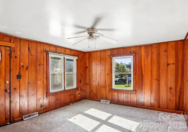 Photo 4 of Multi family home for sale at 88 Nesbitt St, Waynesville, NC 28786 | MLS# 4437433 | Listing updated on 2026-10-28
