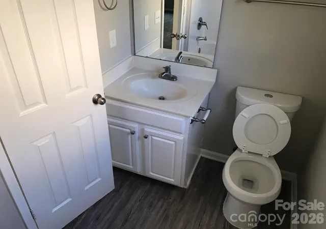 Photo 3 of Single family home for sale at 4631 Palm Breeze Ln, Charlotte, NC 28208 | MLS# 4437444 | Listing updated on 2026-10-28